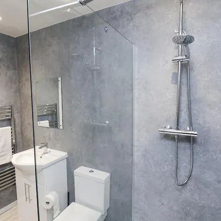 Glenholme 2 아파트